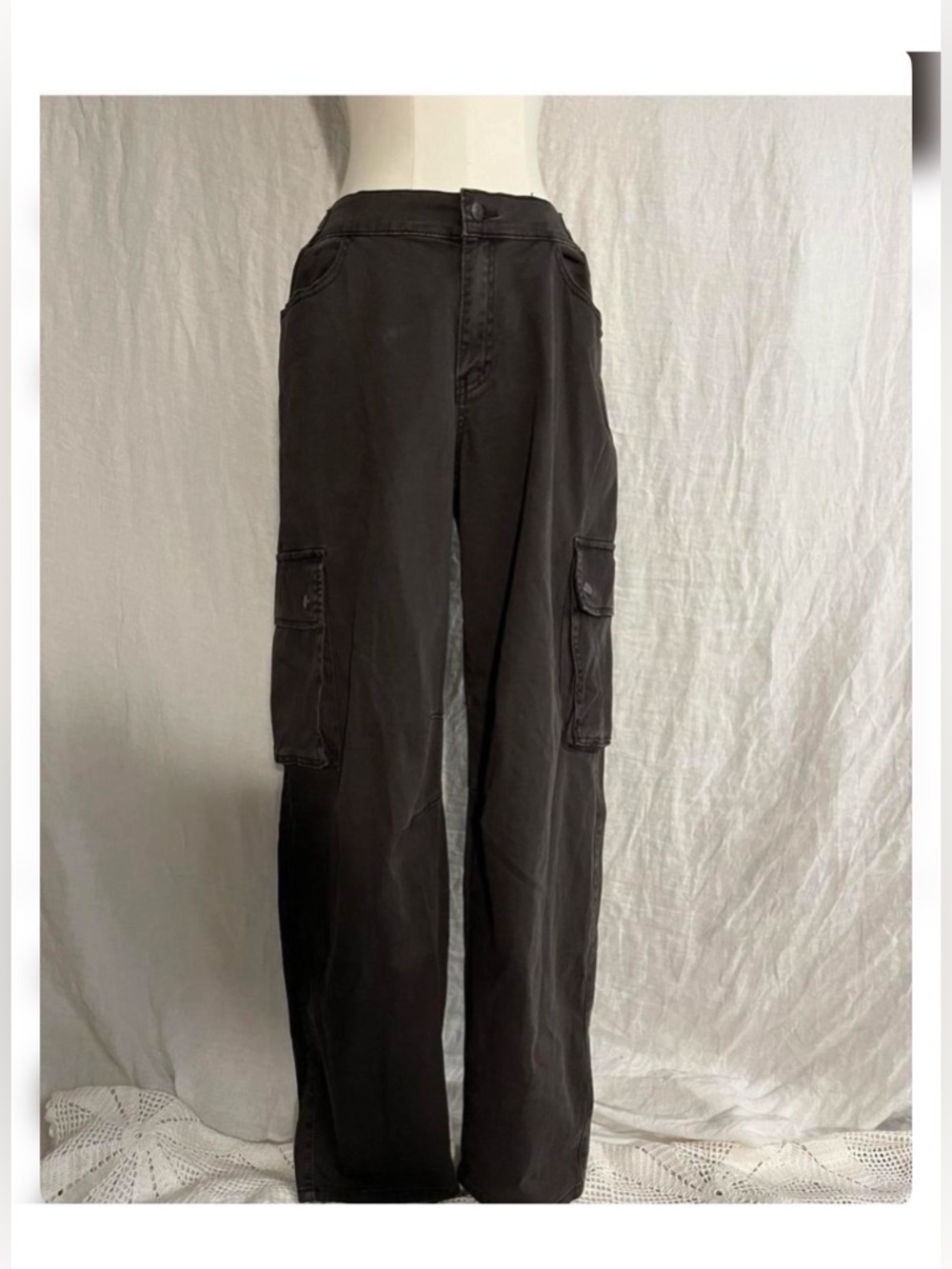 Men's charcoal brown Cargo Pants - Classic Utility Style